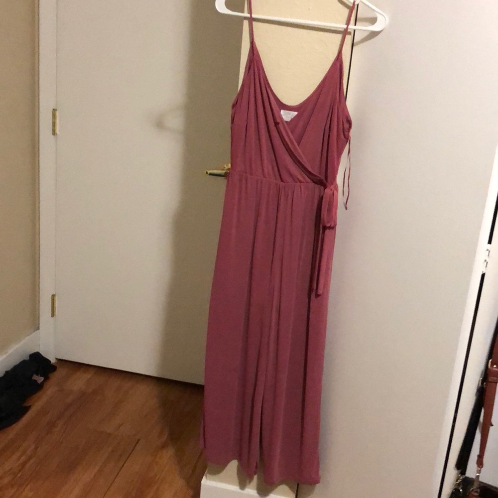 Spaghetti-strap jumper